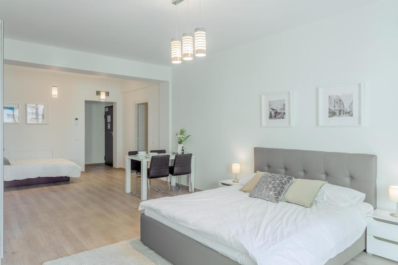 Atlas Unirii: Upscale Flats In The Heart Of Bucharest! 外观 照片
