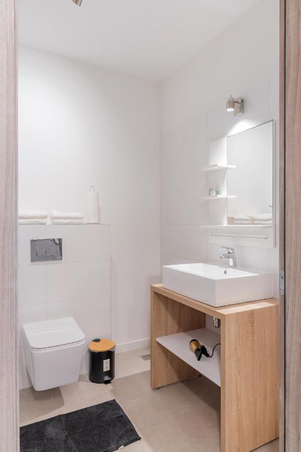 Atlas Unirii: Upscale Flats In The Heart Of Bucharest! 外观 照片